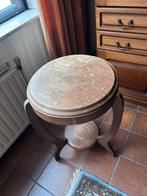 Antieke bijzet tafel, Ophalen