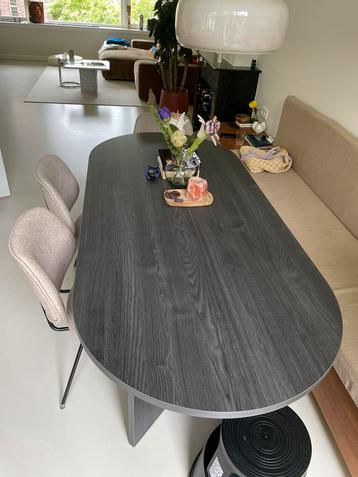 Eettafel NADUVI Collection Philipa Eettafel - Antraciet