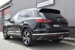 Volkswagen Touareg 3.0 TSi eHybrid 4MOTION Head up, Panorama, Automaat, Gebruikt, 2995 cc, Zwart