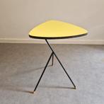 Vintage bijzettafel tripod formica tafeltje plantentafel, Ophalen of Verzenden