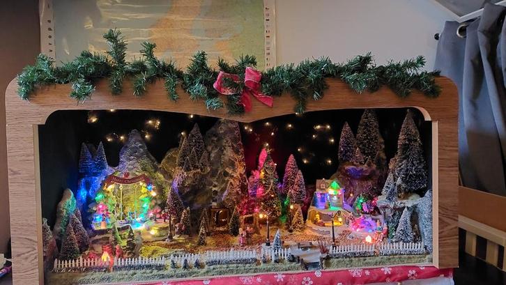 Kerst Diorama met Verlichting, Hobby en Vrije tijd, Knutselen, Gebruikt, Knutselwerk, Ophalen
