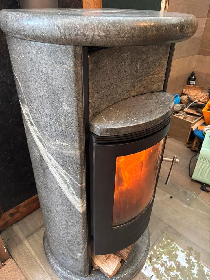 Hele mooie speksteen kachel! 400 kg 6 cm platen np€4100, Huis en Inrichting, Kachels, Zo goed als nieuw, Houtkachel, Hout, Ophalen of Verzenden