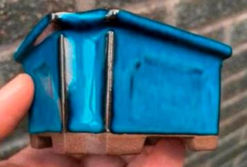 Bonsai schaal blauw geglazuurd Japans aardbeien 9,4x7,8x4,5 beschikbaar voor biedingen