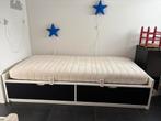 1 persoons Ikea bed met 2 lades, Ophalen, 90 cm, Eenpersoons, Wit