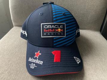 ✅ Max Verstappen Pet 2024 Teamcap Red Bull Racing RB19 F1 beschikbaar voor biedingen