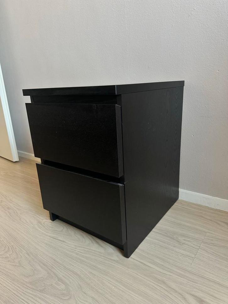 Twee IKEA Malm ladekasten zwartbruin, Huis en Inrichting, Slaapkamer | Nachtkastjes, Zo goed als nieuw, Minder dan 55 cm, Minder dan 45 cm