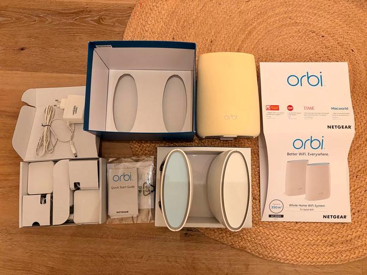 Netgear Orbi WiFi Systeem RBK50 - 1 Router, 2 Satellieten, Computers en Software, WiFi-versterkers, Gebruikt, Ophalen of Verzenden