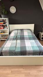 Ikea bed en matras 140x200, Huis en Inrichting, Ophalen, Zo goed als nieuw, Twijfelaar