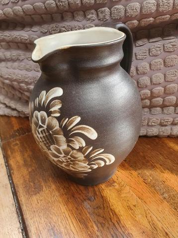 Puntgave retro kan/schenkkan/vaas/bloemenvaas beschikbaar voor biedingen