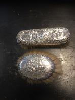 Antieke borstels met zilveren bovenkant, Antiek en Kunst, Antiek | Goud en Zilver, Ophalen of Verzenden