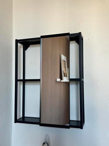 IKEA Enhet spiegelkast wastafel beschikbaar voor biedingen