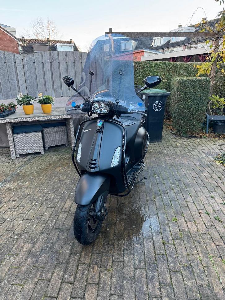 Vespa Sprint S 50 Notte, Fietsen en Brommers, Scooters | Vespa, Gebruikt, Vespa S, Maximaal 45 km/u, Benzine, Ophalen