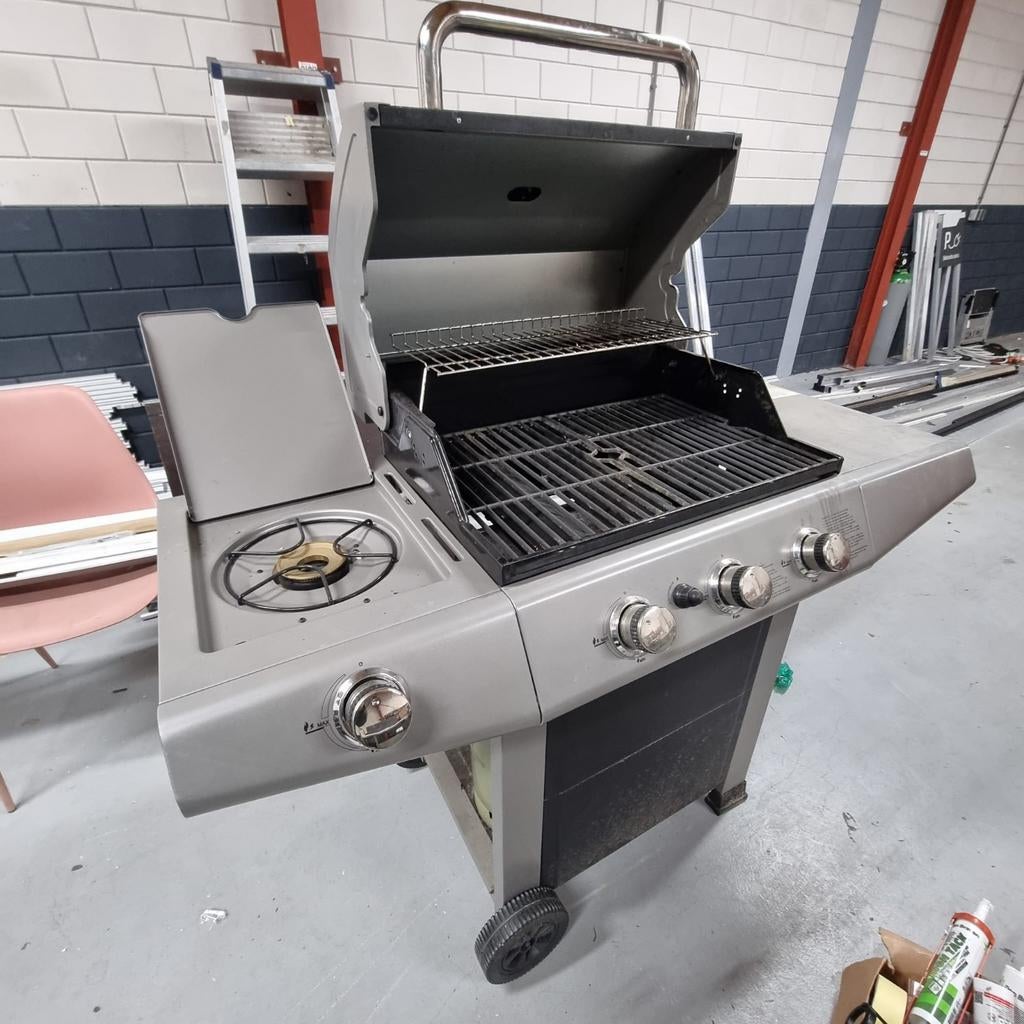 Zo goed als nieuwe Barbecue Grill, Tuin en Terras, Gasbarbecues, Ophalen, Gebruikt, Onbekend