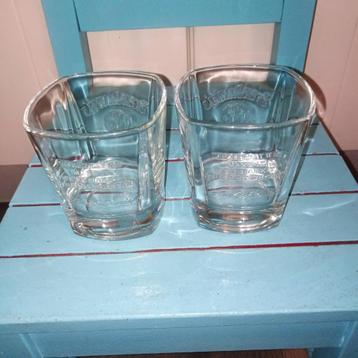 Jack Daniel's No 7 whiskey glazen tekst in relief set van 2 beschikbaar voor biedingen