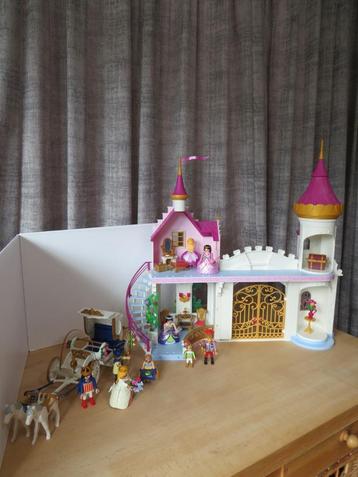 Playmobil Koninklijk prinsessen slot – 6849 met Koets 4258 beschikbaar voor biedingen