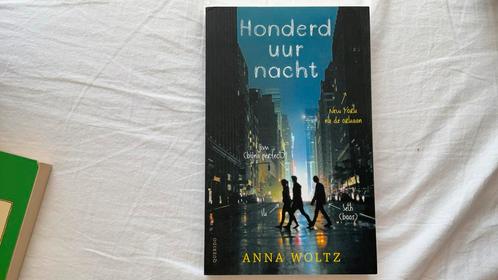 Anna Woltz - Honderd uur nacht, Boeken, Kinderboeken | Jeugd | 13 jaar en ouder, Zo goed als nieuw, Ophalen of Verzenden