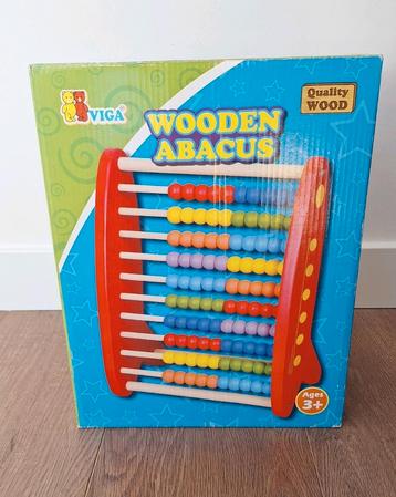 Mooi houten telraam beschikbaar voor biedingen