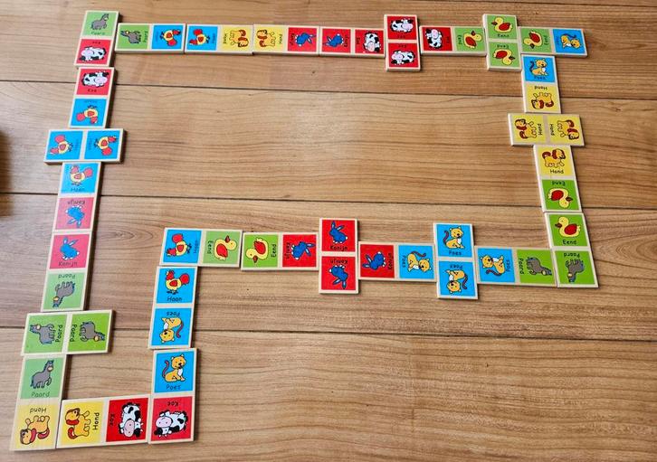 Houten Dieren Domino in Doosje, Kinderen en Baby's, Speelgoed | Educatief en Creatief, Gebruikt, Puzzelen, Ophalen of Verzenden