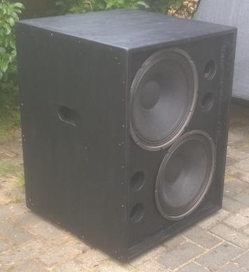 Subs 800 - 1400 Watt dubbel 15 inch, 2 stuks beschikbaar voor biedingen