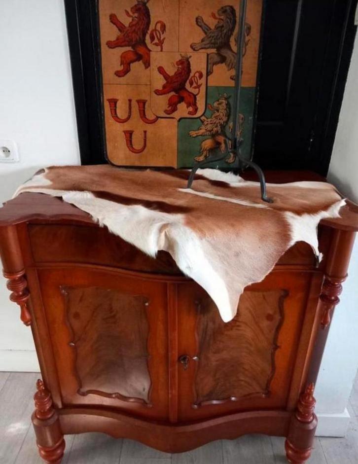 Fraaie antieke kast mahoniehout, Antiek en Kunst, Antiek | Meubels | Bedden, Ophalen