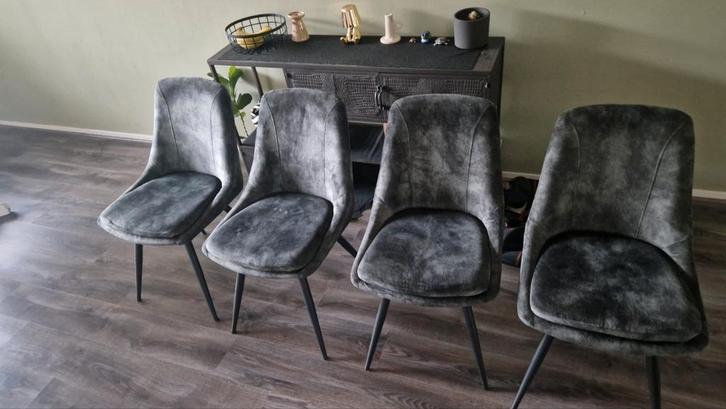 Eetkamer stoel 4 stuks, Huis en Inrichting, Stoelen, Zo goed als nieuw, Vier, Stof, Bruin, Ophalen of Verzenden