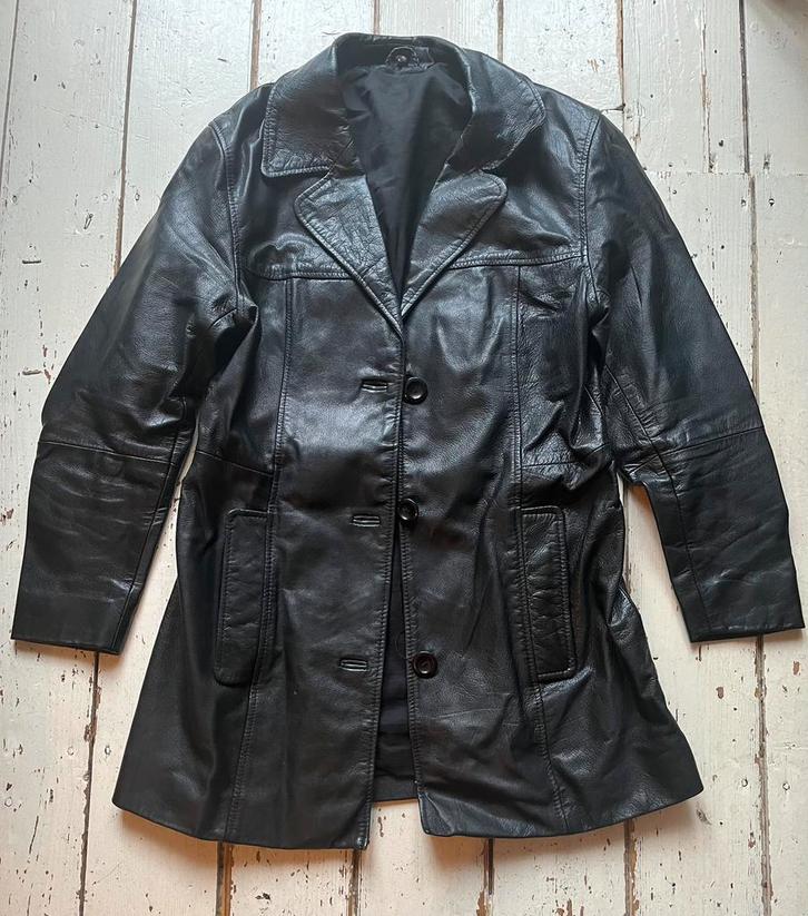 Urban Outfitters black leather jacket / Vintage leren blazer, Kleding | Dames, Jassen | Winter, Zo goed als nieuw, Maat 38/40 (M)