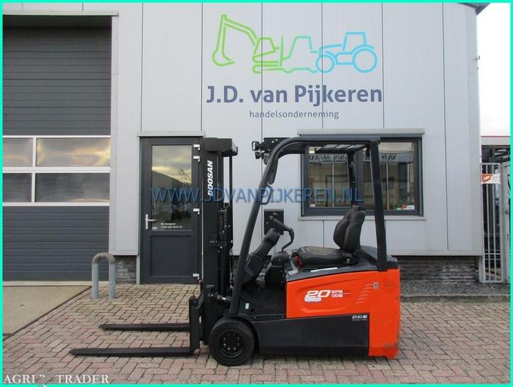 Doosan B20T-7 2000kg 213cm hoog+freelift+sideshift+5473uur, Zakelijke goederen, Machines en Bouw | Heftrucks en Intern transport