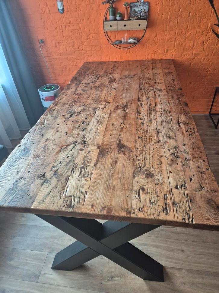 Mooie, zware, grote eettafel met stalen X poten, Huis en Inrichting, Tafels | Eettafels, Zo goed als nieuw, 50 tot 100 cm, 200 cm of meer