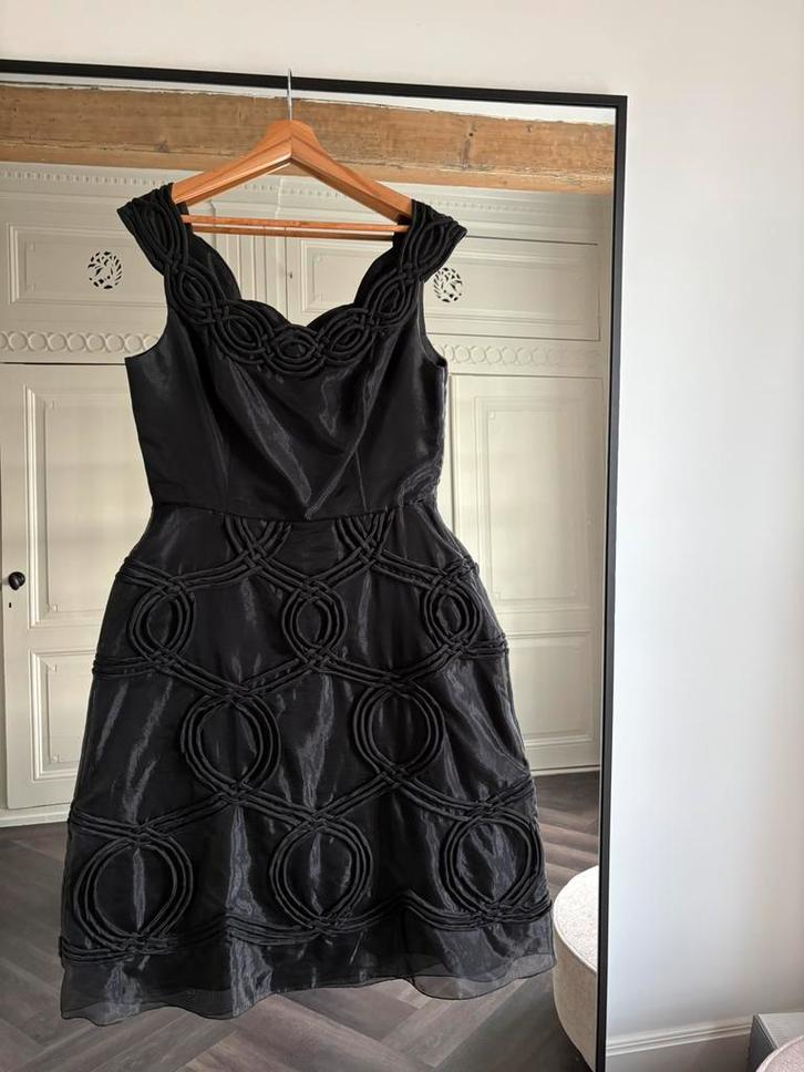 Adolfo Dominguez zwart maat 44, Kleding | Dames, Jurken, Zo goed als nieuw, Maat 42/44 (L), Zwart, Knielengte, Ophalen of Verzenden