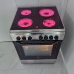 Indesit keramisch fornuis met heteluchtoven, Witgoed en Apparatuur, Fornuizen, Ophalen, Keramisch, 4 kookzones, Zo goed als nieuw