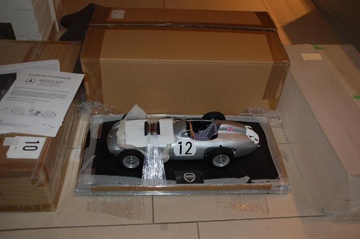 1:8 MERCEDES W196 MONOPOSTO #12 Amalgam collection WRH, Hobby en Vrije tijd, Modelauto's | 1:5 tot 1:12, Zo goed als nieuw, Auto