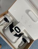 Oculus Quest 2 256GB + Anker Dock + Elite Strap, Spelcomputers en Games, Virtual Reality, Ophalen of Verzenden, Zo goed als nieuw