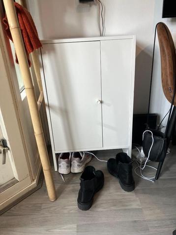 Ikea kastje  beschikbaar voor biedingen