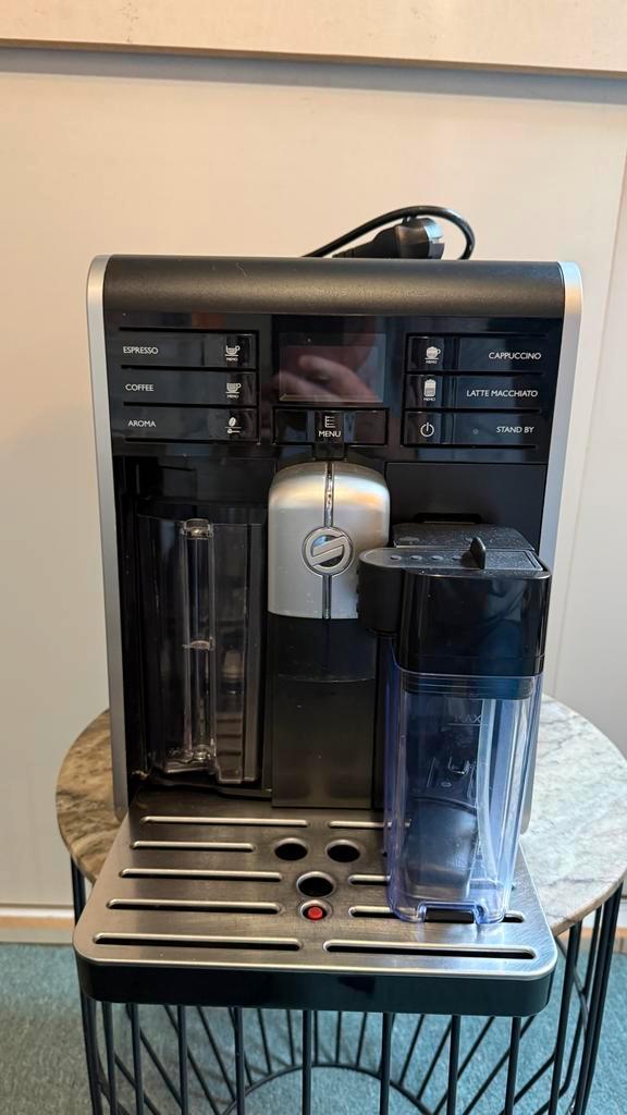 Koffiemachine - SAECO, Witgoed en Apparatuur, Koffiezetapparaten, Gebruikt, Gemalen koffie, Koffiebonen, Koffiemachine, 4 tot 10 kopjes
