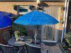 Parasol Hawaii , raffia turquoise , blauw 2x, Tuin en Terras, Parasols, Ophalen, Gebruikt, Kantelbaar, 1 tot 2 meter