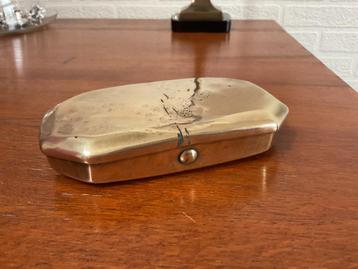 ZEER OUDE TABAKSDOOS…..KOPER……. beschikbaar voor biedingen