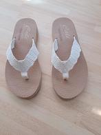 Skechers slippers maat 38, Ophalen of Verzenden, Nieuw, Wit