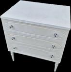 Vintage Nachtkast ladenkast wandkast halkast met 3 Lades, Antiek en Kunst, Ophalen of Verzenden