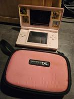 Vintage licht roze nintendo ds lite met nintendo tasje pink., Spelcomputers en Games, Spelcomputers | Nintendo DS, DS Original of Phat