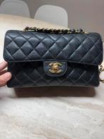 Chanel small classic flap bag caviar black vintage, Zwart, Zo goed als nieuw, Leer, Ophalen