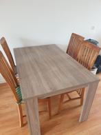 Eettafel & 4 x houten stoel, Huis en Inrichting, Tafels | Eettafels, Ophalen, Kunststof, 100 tot 150 cm, 50 tot 100 cm