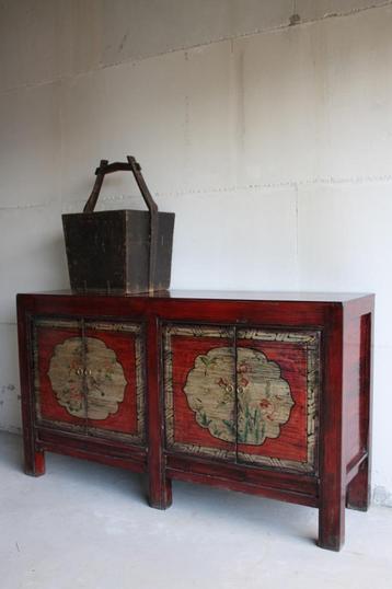 Authentiek Beschilderd Dressoir Unieke Chinese Houten Kast beschikbaar voor biedingen