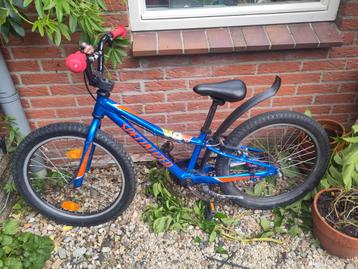 specialized jett 20 inch aluminum frame beschikbaar voor biedingen