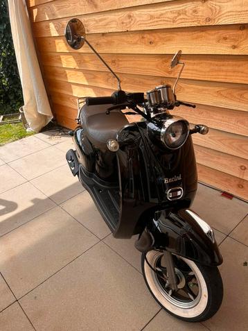 Berini scooter beschikbaar voor biedingen