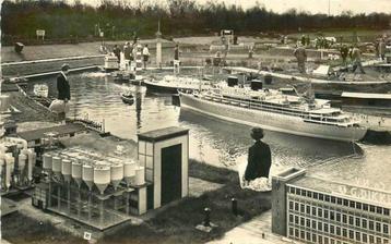 (377-696-031) Den Haag Madurodam beschikbaar voor biedingen