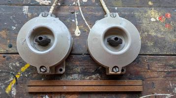 Vintage Bakeliet Schakelaars - Set van 2 beschikbaar voor biedingen