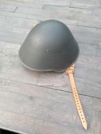 DDR NVA Duitse stahlhelm compleet Koude Oorlog, Verzamelen, Ophalen of Verzenden, Landmacht, Duitsland, Helm of Baret