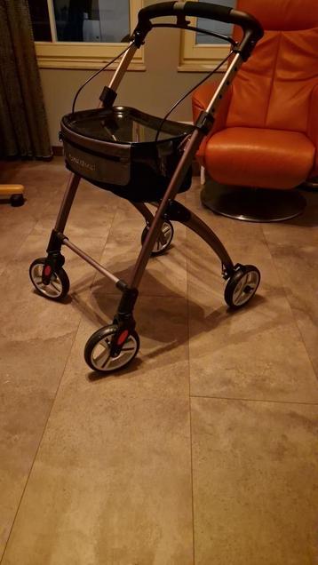 WheelzAhead INDOOR Rollator beschikbaar voor biedingen