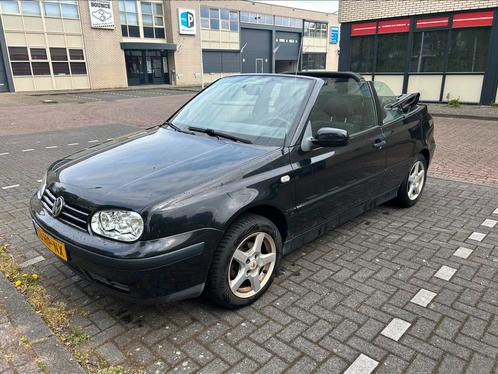 Volkswagen Golf 2.0 Cabriolet 85KW 2001 Zwart, Auto's, Volkswagen, Particulier, Golf, Airbags, Bluetooth, Centrale vergrendeling