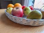 schaal van rotan, Kerst, lectuurbak, fruitschaal, Huis en Inrichting, Schaal, Rond, Ophalen of Verzenden, Zo goed als nieuw